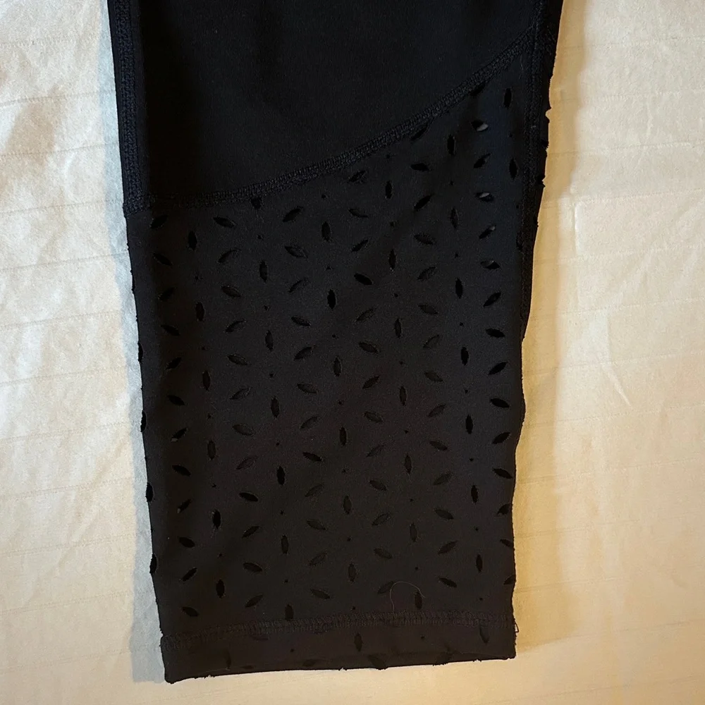 GAIAM Black Leggings - Picture 3 of 6